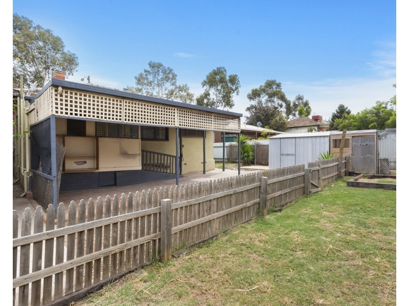 332 Eaglehawk Road, California Gully VIC 3556