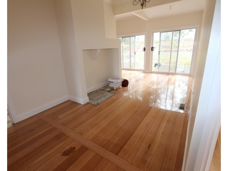 6 Echuca Street, Quarry Hill VIC 3550