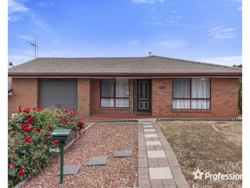 2/51 Butcher Street, Strathdale VIC 3550