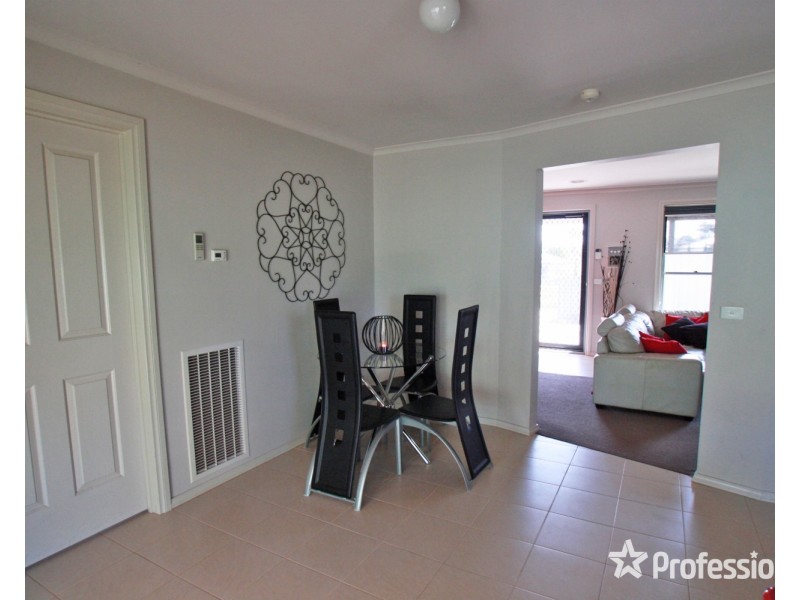 2 Kensington Grove, North Bendigo VIC 3550