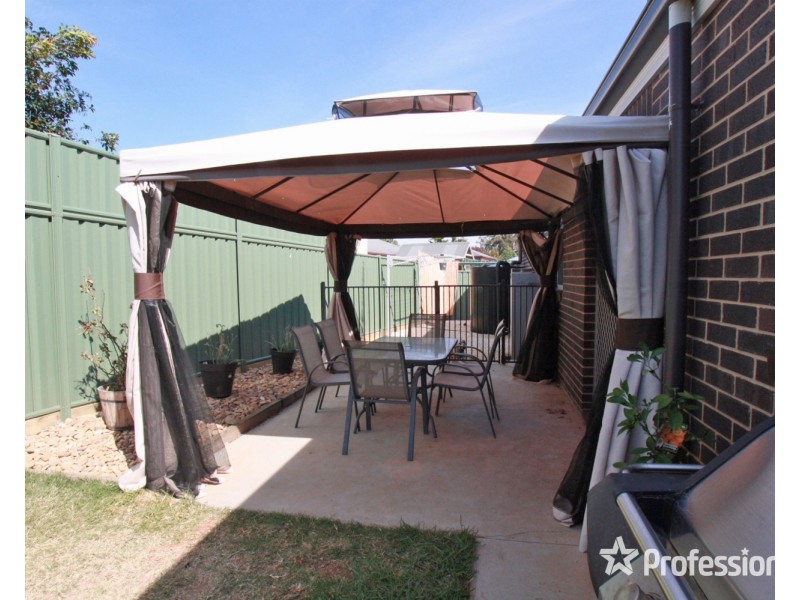 2 Kensington Grove, North Bendigo VIC 3550