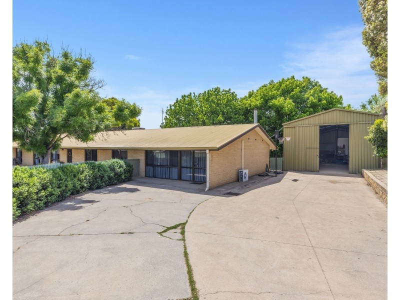 568-570 Napier Street, White Hills VIC 3550