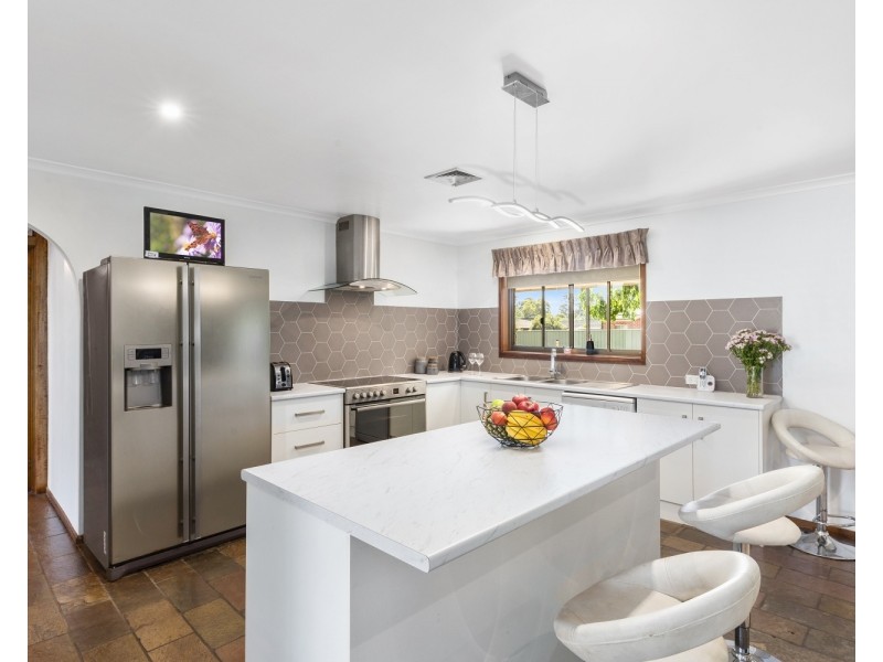 568-570 Napier Street, White Hills VIC 3550