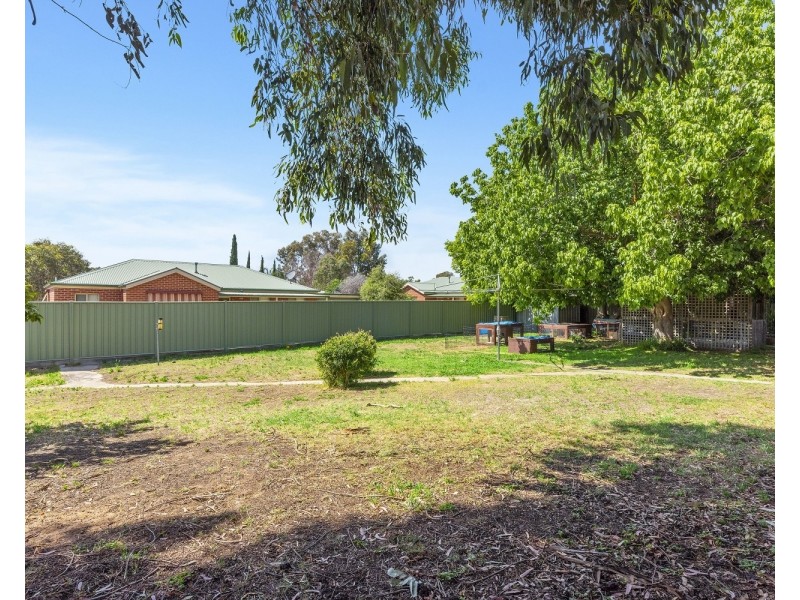 568-570 Napier Street, White Hills VIC 3550