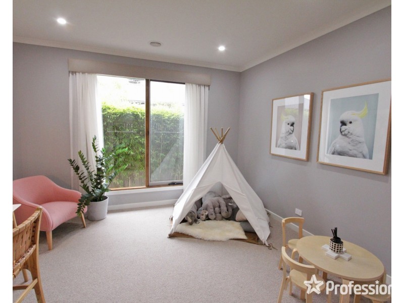 13 Weeks Road, Ascot VIC 3551