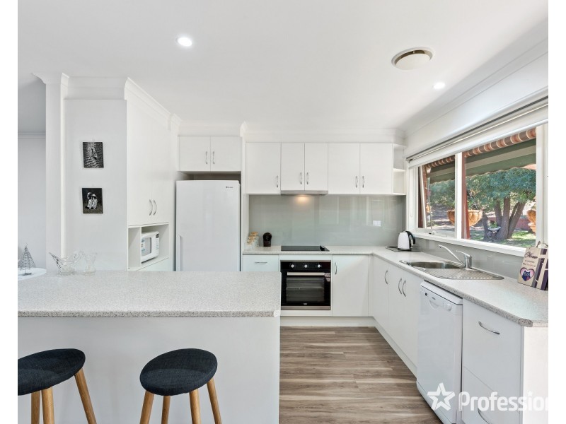 20/33 Clifford Crescent, Spring Gully VIC 3550