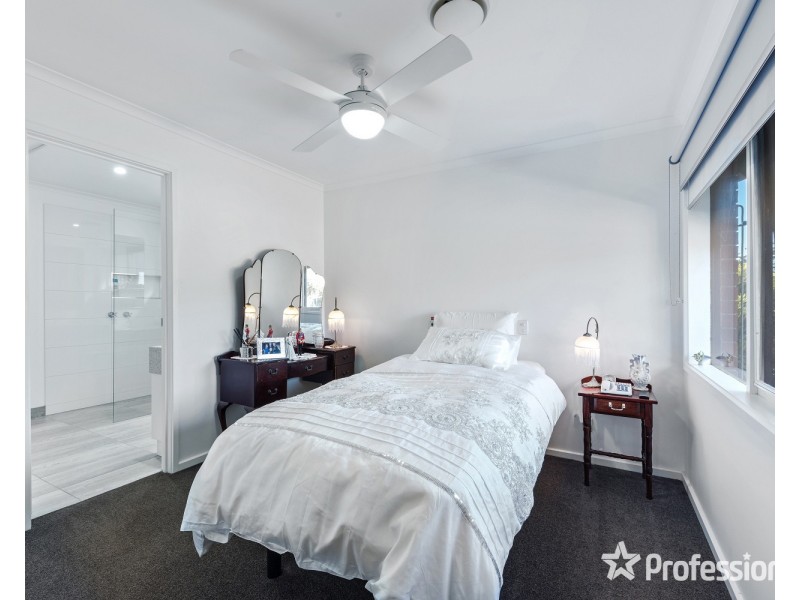 20/33 Clifford Crescent, Spring Gully VIC 3550
