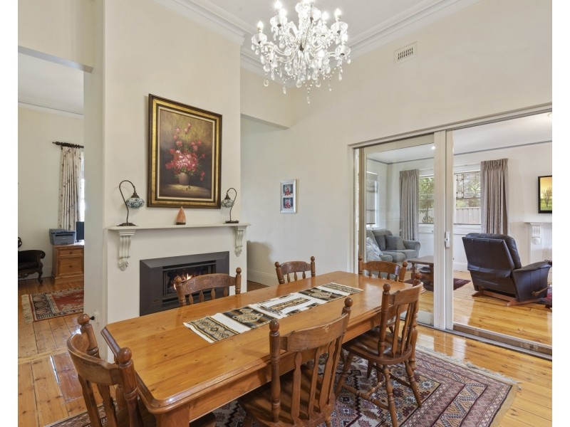 4 Laurel Street, Golden Square VIC 3555
