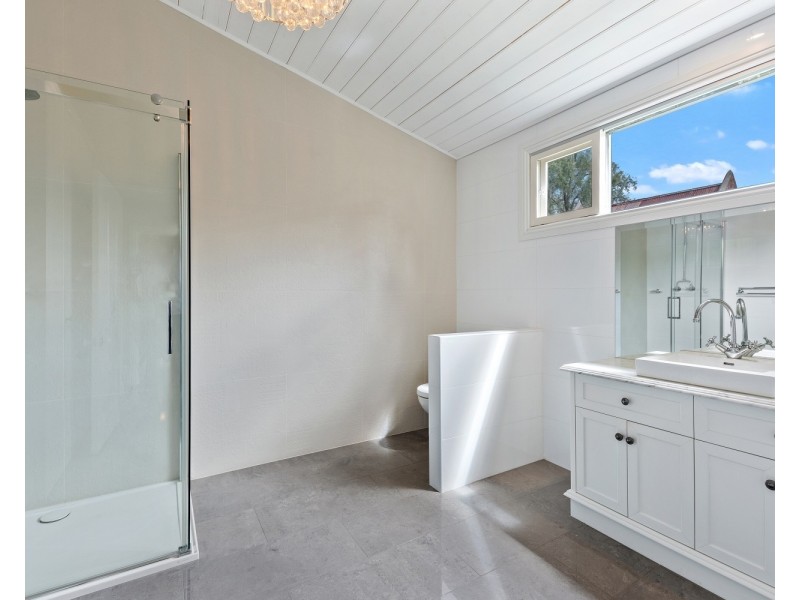 4 Laurel Street, Golden Square VIC 3555