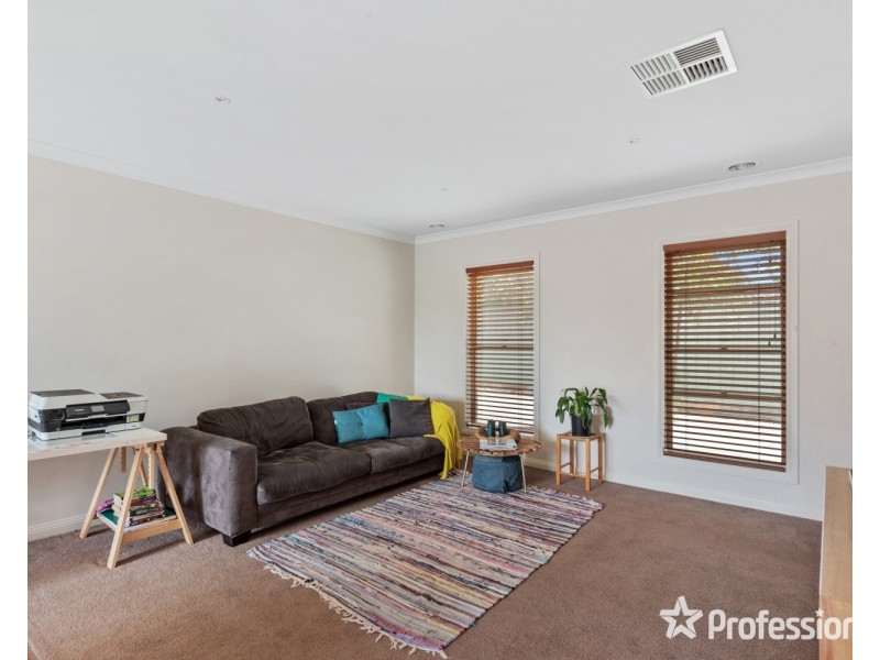 4a Mafeking Street, Kennington VIC 3550