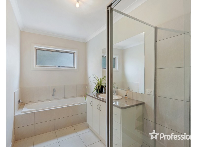 4a Mafeking Street, Kennington VIC 3550