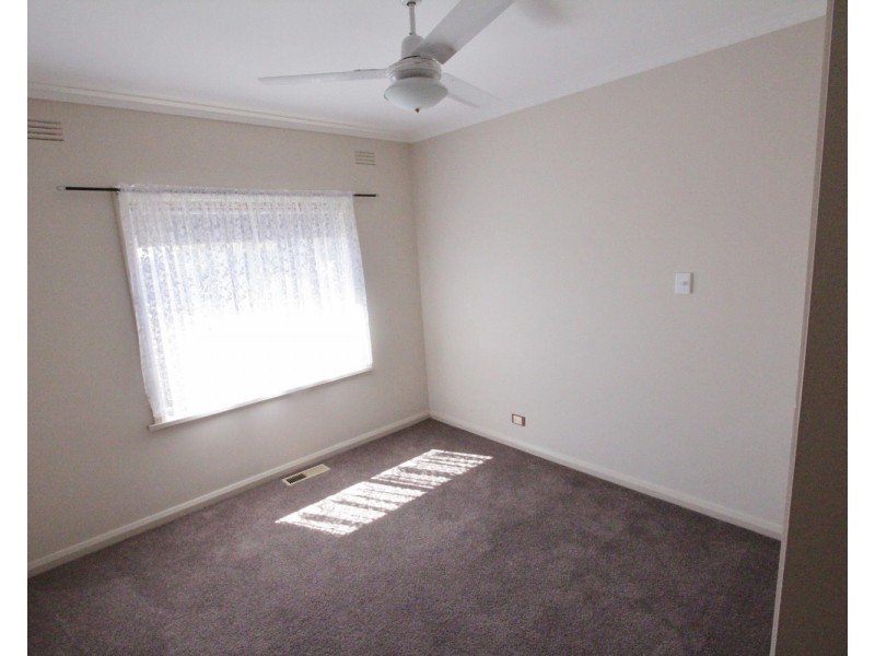 38 Holmes Road, North Bendigo VIC 3550