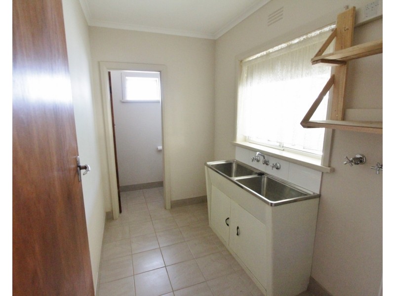 38 Holmes Road, North Bendigo VIC 3550