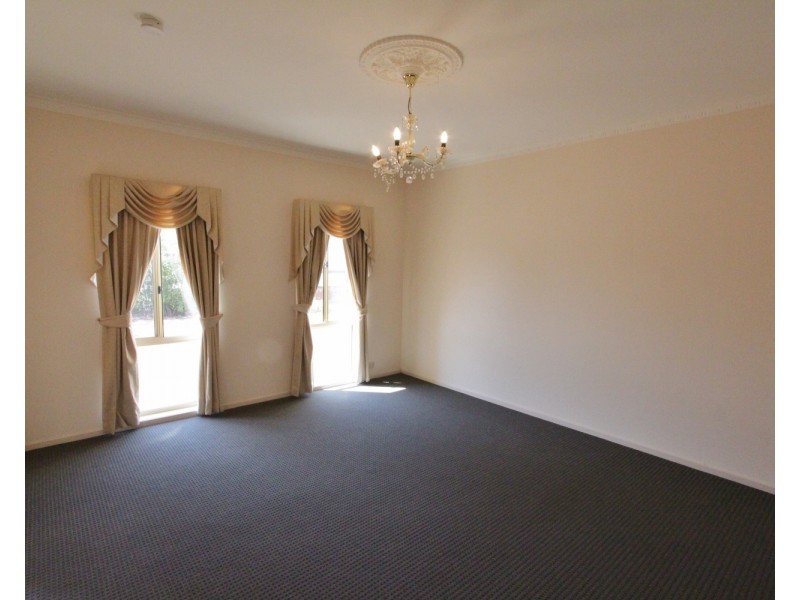 12 Ironbark Court, Kennington VIC 3550