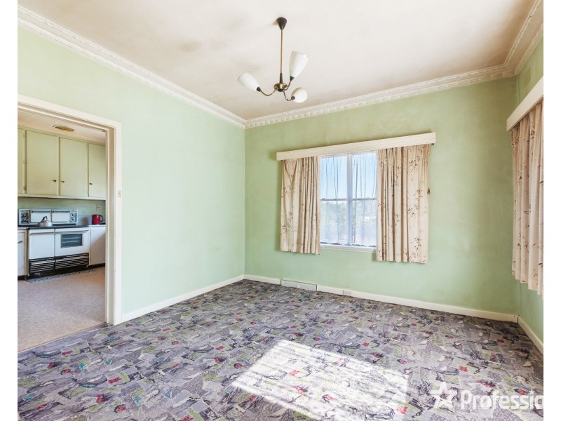 5693 Calder Highway, Kangaroo Flat VIC 3555