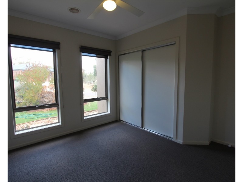 20 Dianella Court, Kangaroo Flat VIC 3555