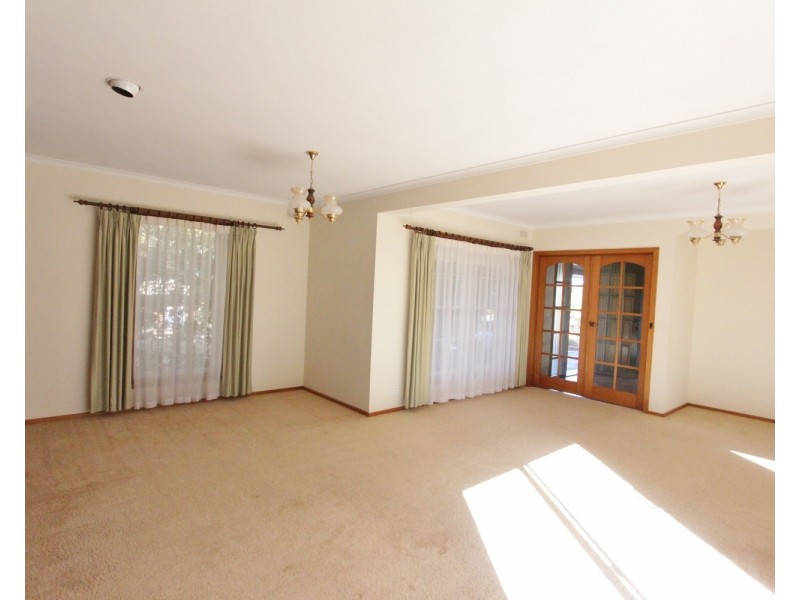 17 The Strand, Kennington VIC 3550