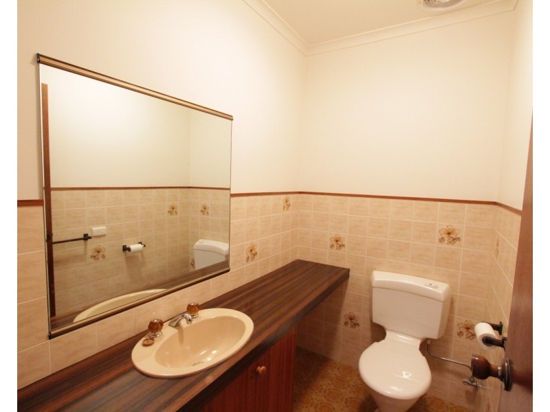 17 The Strand, Kennington VIC 3550