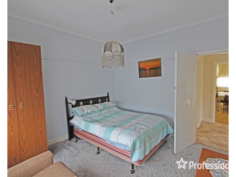 16 Koomba Street, White Hills VIC 3550