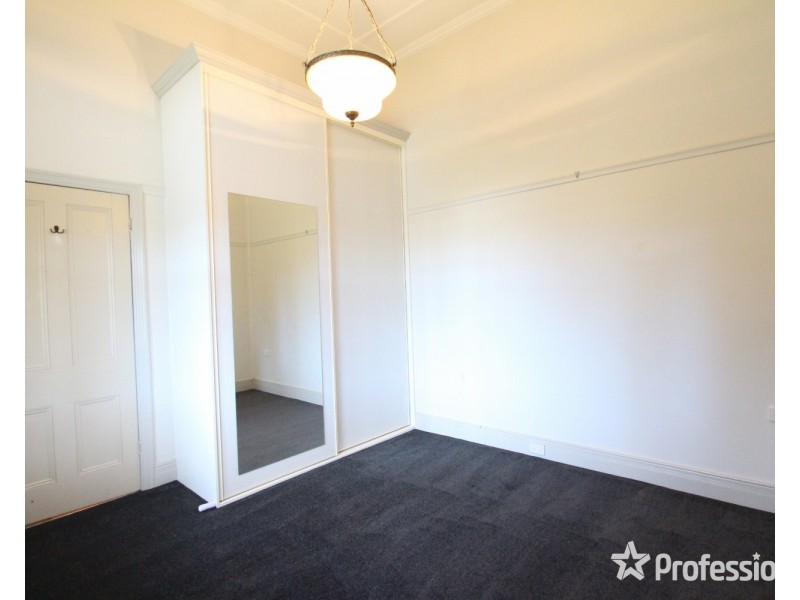 14 Bolt Street, Long Gully VIC 3550