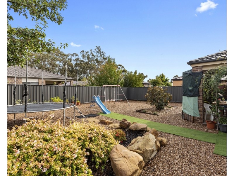 12 National Parade, Eaglehawk VIC 3556