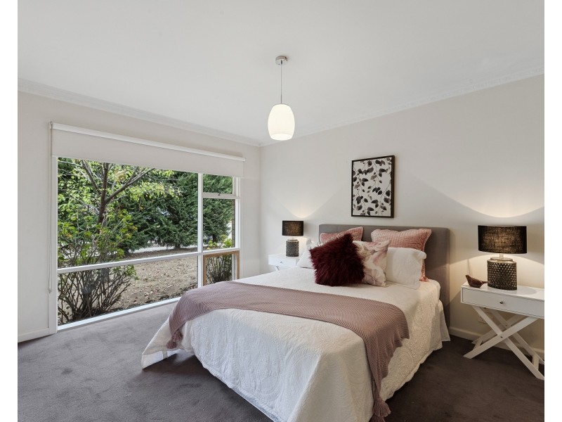 9 Elizabeth Street, Spring Gully VIC 3550