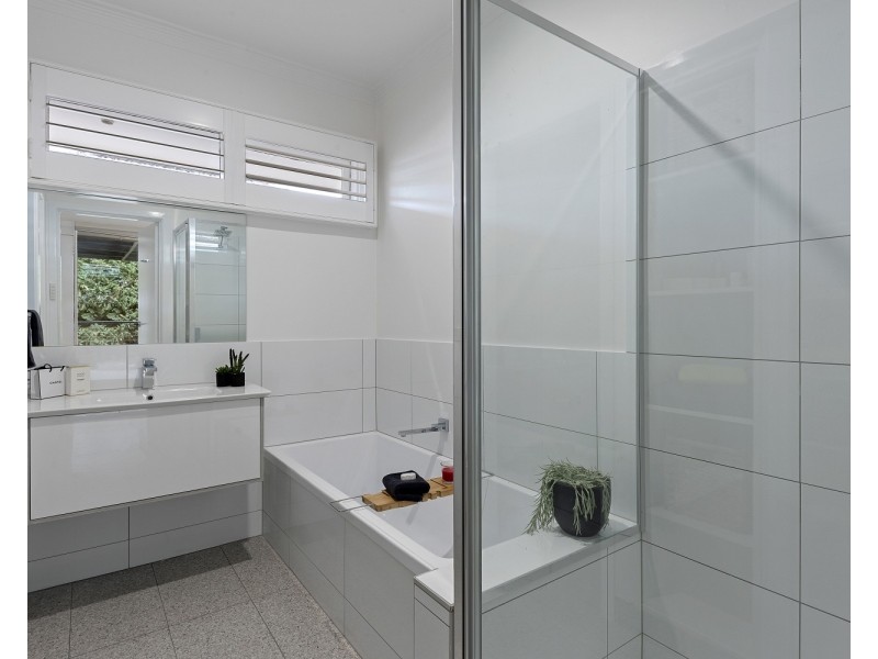 9 Elizabeth Street, Spring Gully VIC 3550