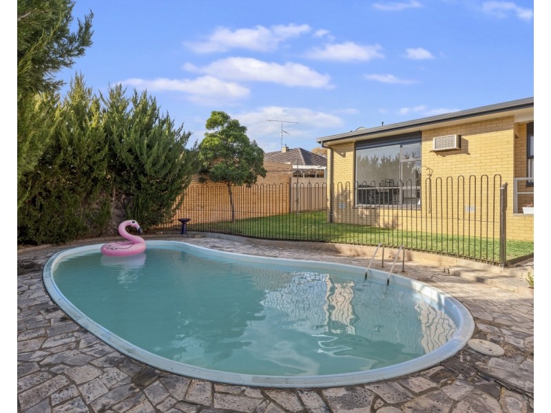 9 Elizabeth Street, Spring Gully VIC 3550