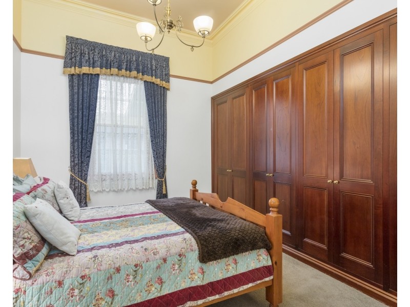 42 Panton Street, Golden Square VIC 3555