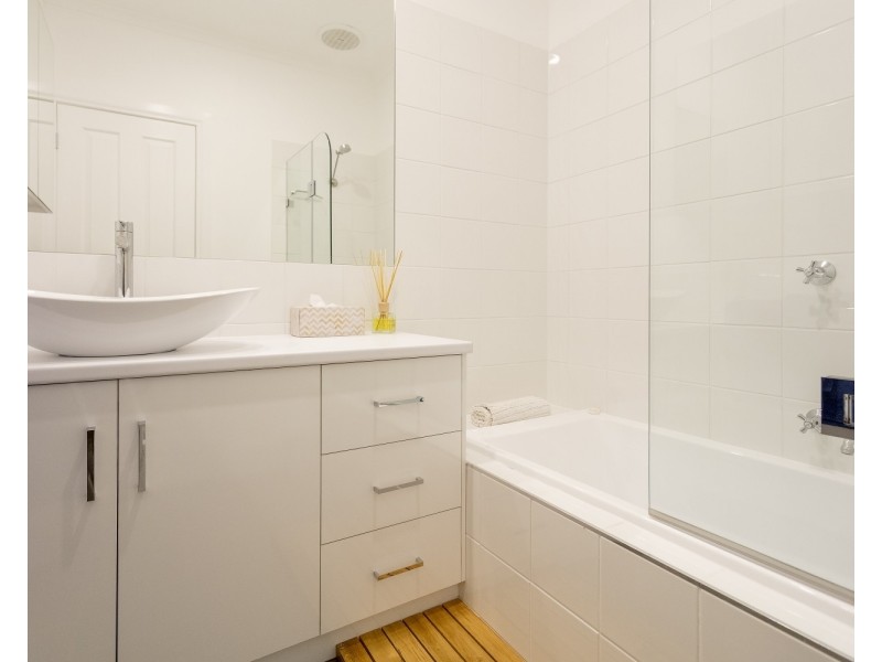 42 Panton Street, Golden Square VIC 3555