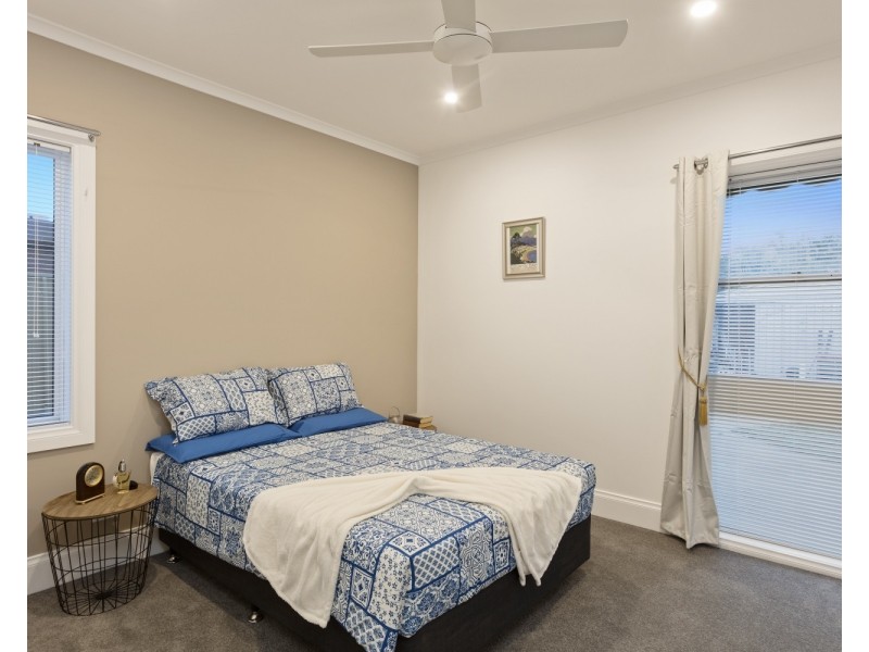 42 Panton Street, Golden Square VIC 3555