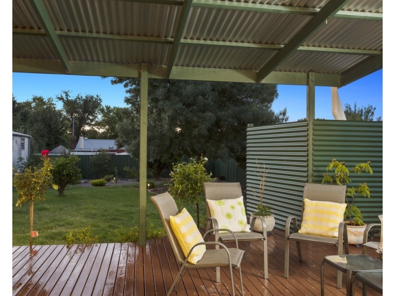 42 Panton Street, Golden Square VIC 3555