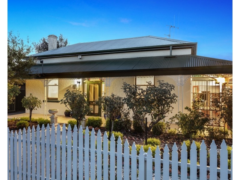42 Panton Street, Golden Square VIC 3555