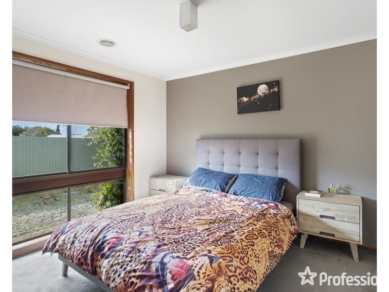 9 Maude Street, Golden Square VIC 3555