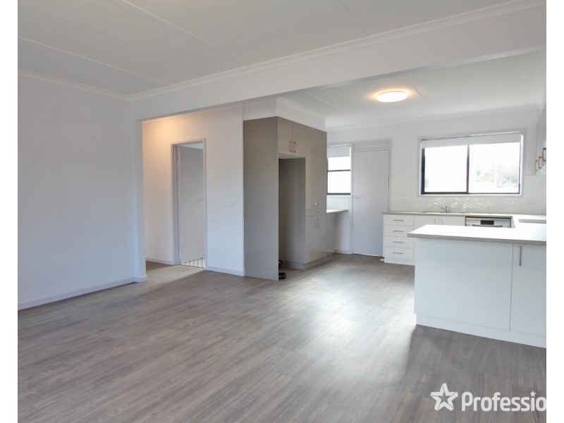 1/1 Adelaide Street, Flora Hill VIC 3550