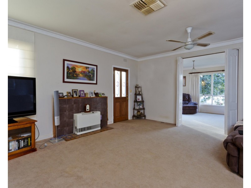 64 Bannister Street, North Bendigo VIC 3550