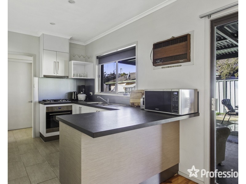 29 Curnow Street, Golden Square VIC 3555