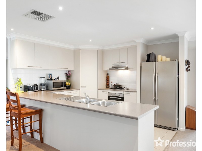 25 Sanctuary Boulevard, Maiden Gully VIC 3551