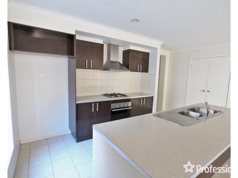 6 Manna Gum Drive, Epsom VIC 3551