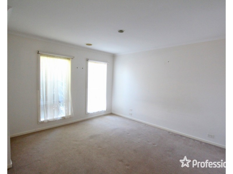 6 Manna Gum Drive, Epsom VIC 3551