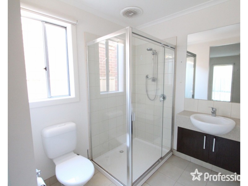 6 Manna Gum Drive, Epsom VIC 3551