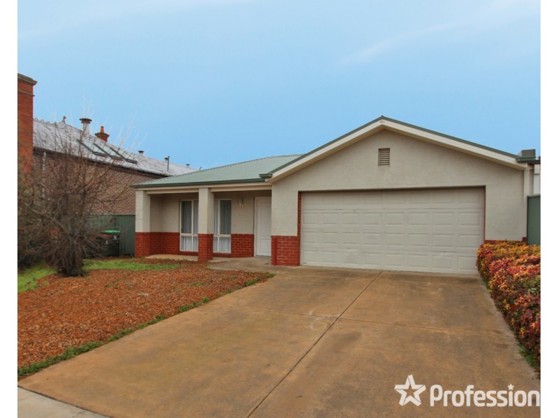 530a Napier Street, White Hills VIC 3550
