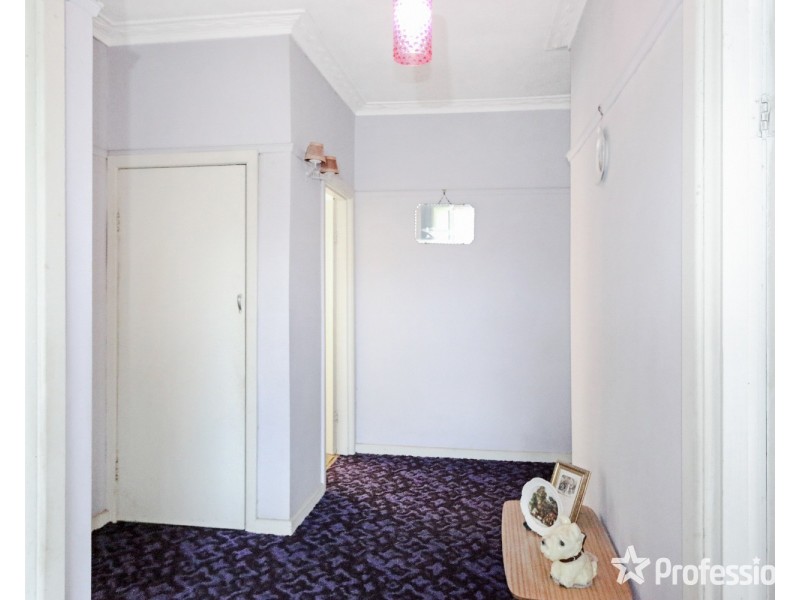 129  Neale Street, Flora Hill VIC 3550