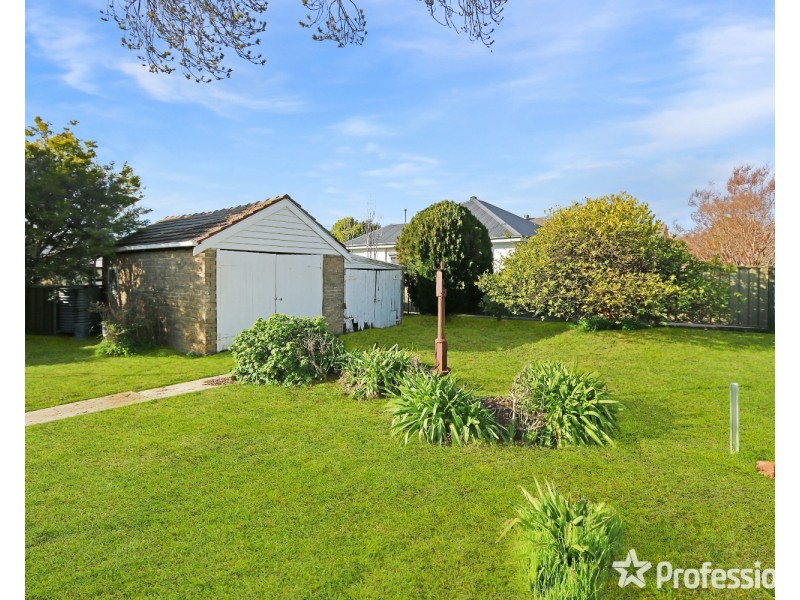 129  Neale Street, Flora Hill VIC 3550