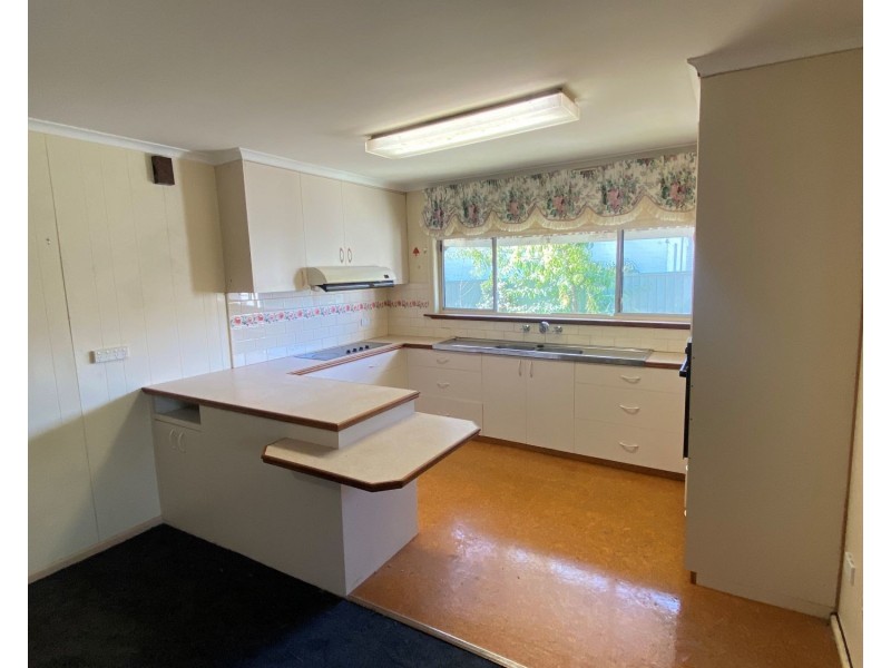 415 High Street, Golden Square VIC 3555