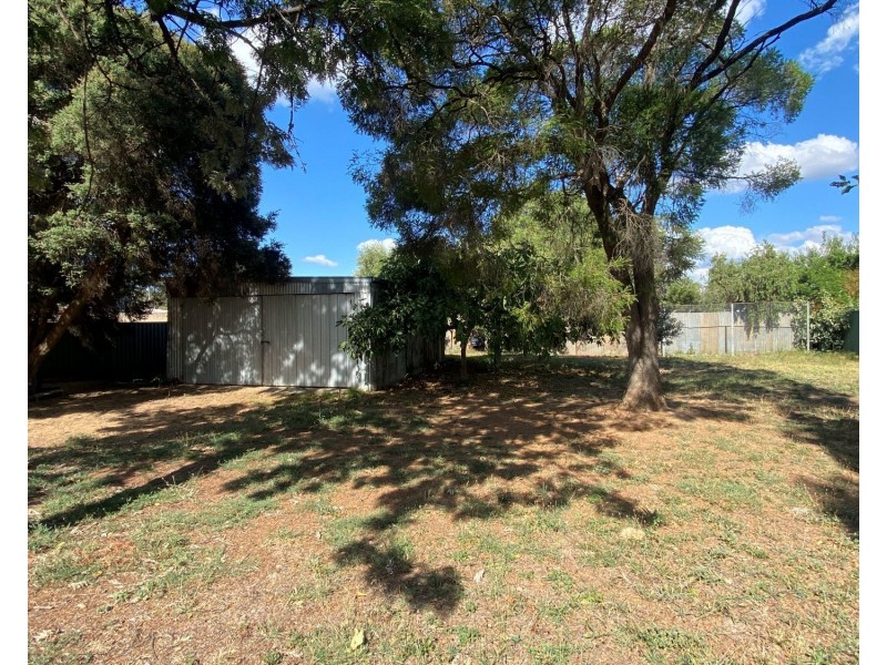 415 High Street, Golden Square VIC 3555