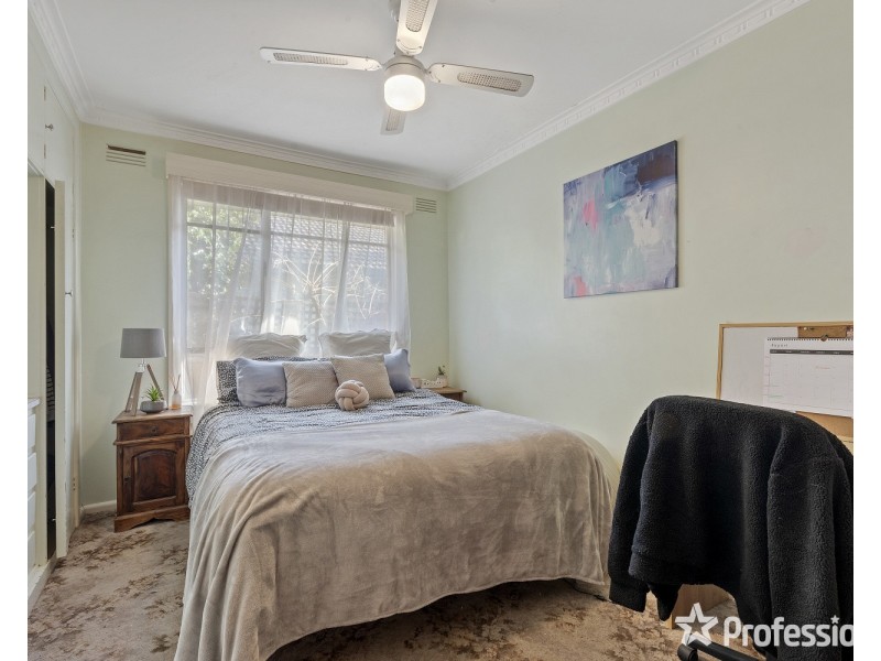 15 Woods Street, Kennington VIC 3550