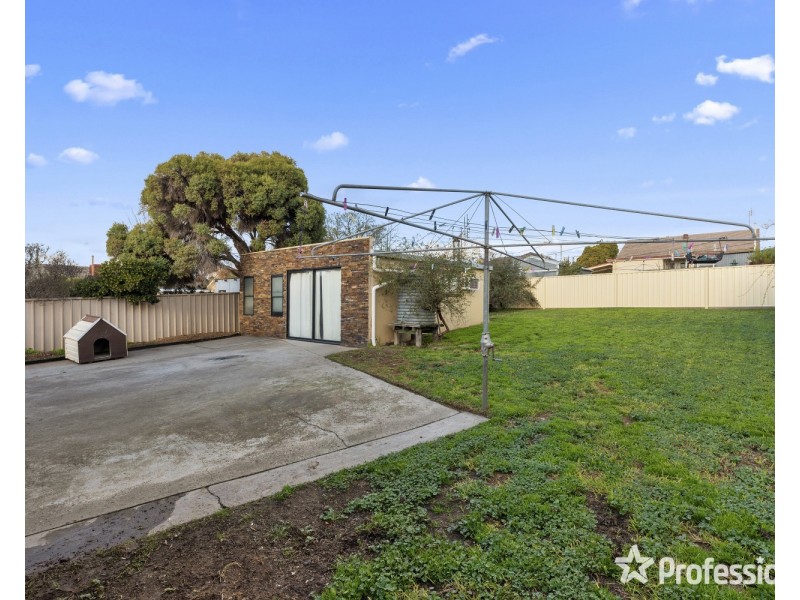 15 Woods Street, Kennington VIC 3550