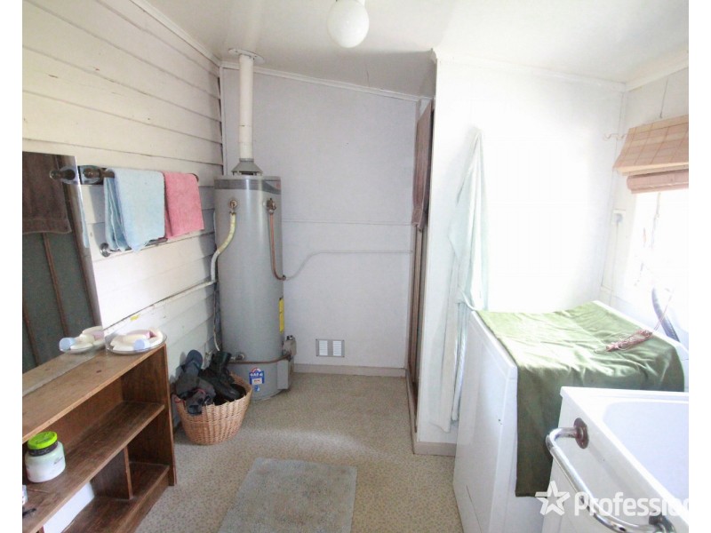 123 Eaglehawk Road, Long Gully VIC 3550