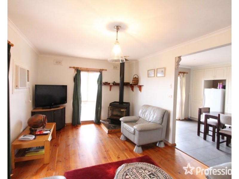 14 Wallan Street, Long Gully VIC 3550